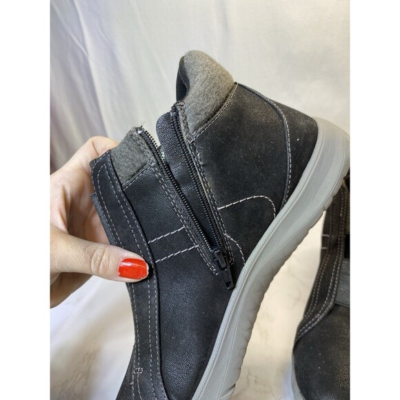 Clark’s Adella Bend Booties Black Womens 9 Wide - Picture 8 of 8